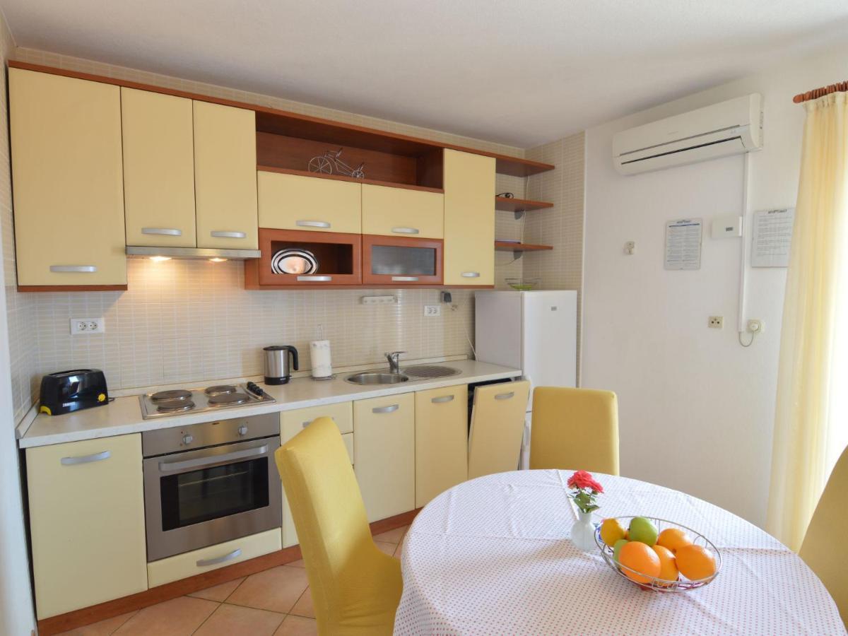 Apartment Viktor-2 By Interhome トロギール エクステリア 写真